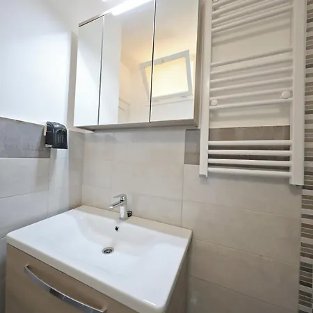 Lejlighed Apartman Ski