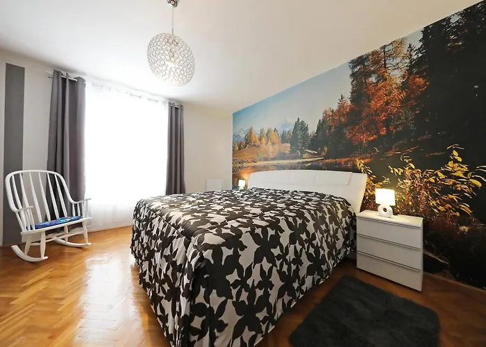 Lägenhet Apartman Ski *